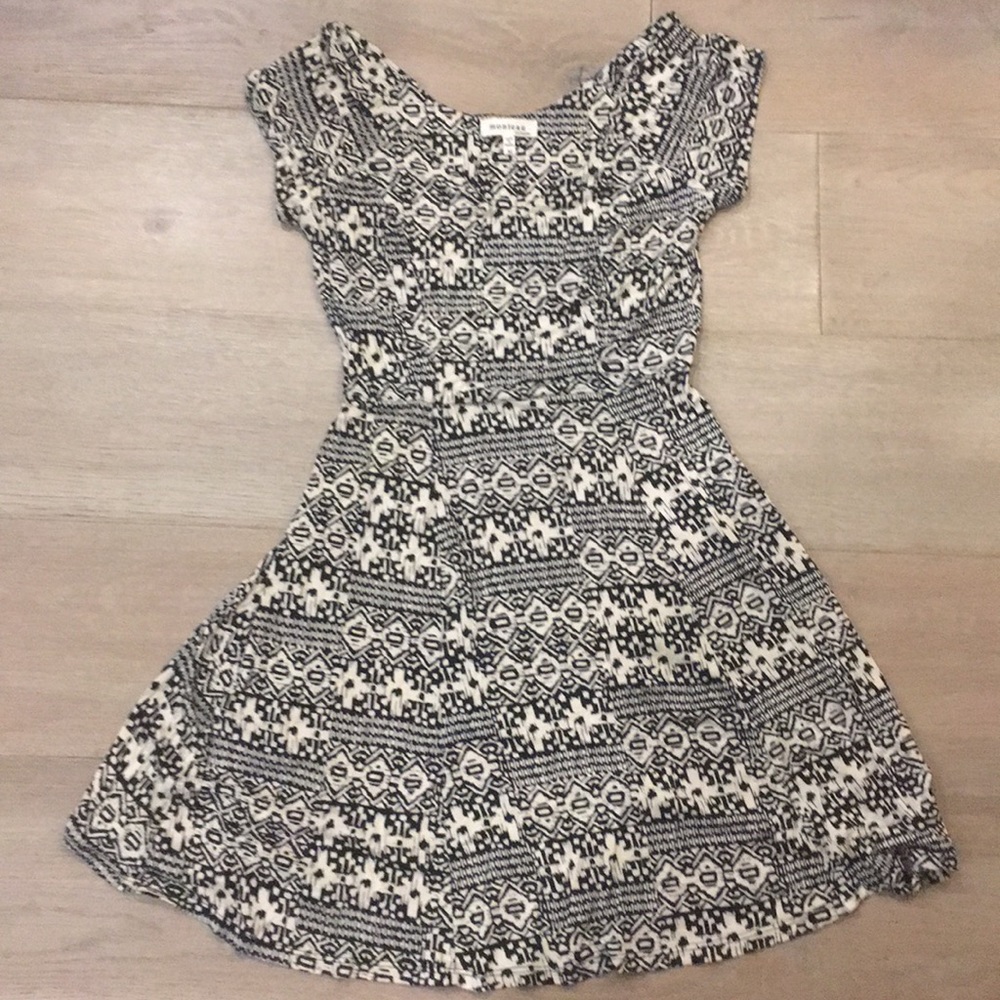 black & white printed dress